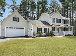 7 Indian Inn Rd, Thompson, CT 06277