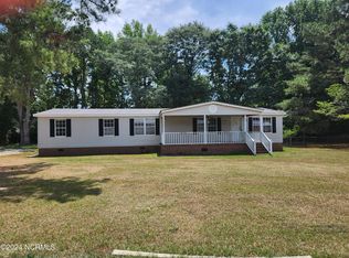 121 Buggy St, Pikeville, NC 27863