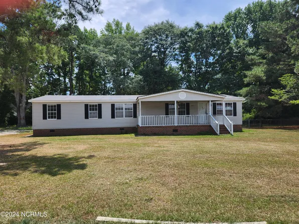 121 Buggy Street, Pikeville, NC 27863