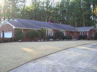 7001 Branton Dr, Cary, NC 27519