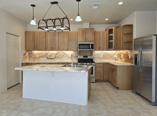 993 Calle Katarina, Santa Fe, NM 87505