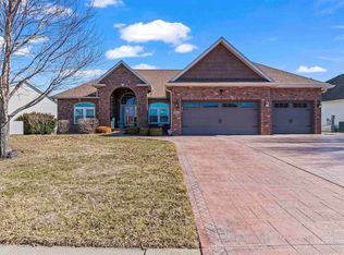 6600 Carlisle Bnd, Springfield, IL 62711