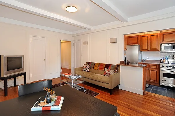 Rented by Corcoran | media 18