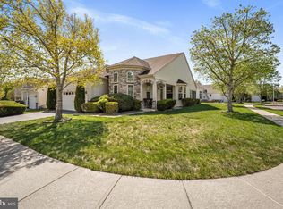 32 Vineyard Way, Barnegat, NJ 08005