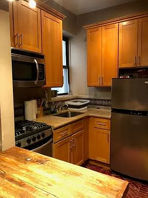 Rented by Fay Kong, LREB | media 25