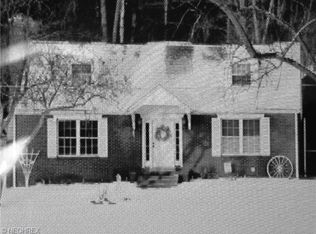125 Schneiders Crossing Rd NW, Dover, OH 44622