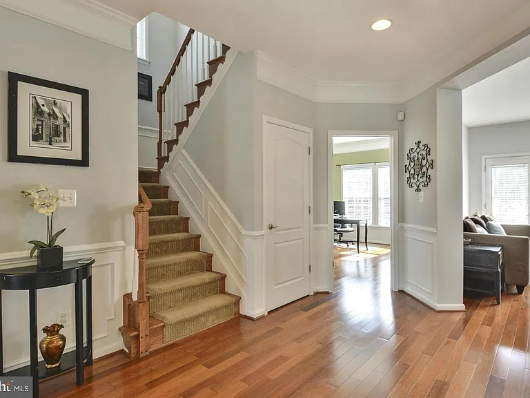 42977 Thornblade Cir — Photo 3