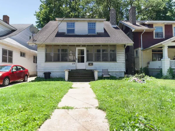 214 E Thrush Ave, Peoria, IL 61603
