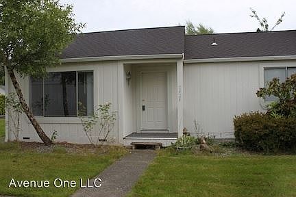 1st image of 1424 128th Dr NE #6B