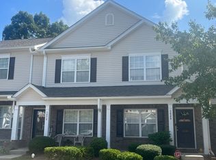 3050 Summerfield Ridge Ln, Matthews, NC 28105
