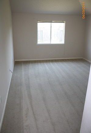 4th image of 4007 Clayton Greens Ct