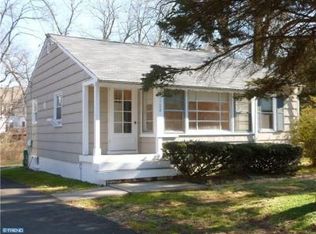 1128 Taylorsville Rd, Washington Crossing, PA 18977