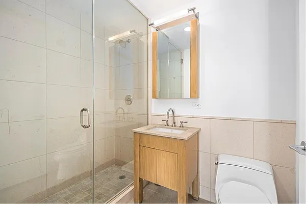 Sold by Douglas Elliman | media 24