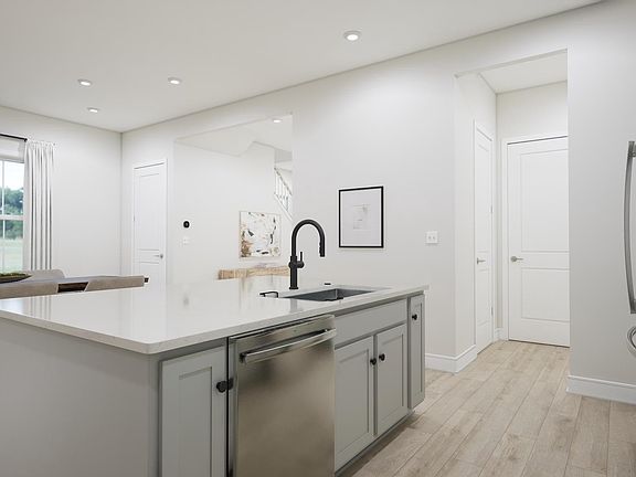 4th image of 25597 Red Cherry Dr
