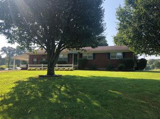 1924 Hunts Ln, Bowling Green, KY 42103