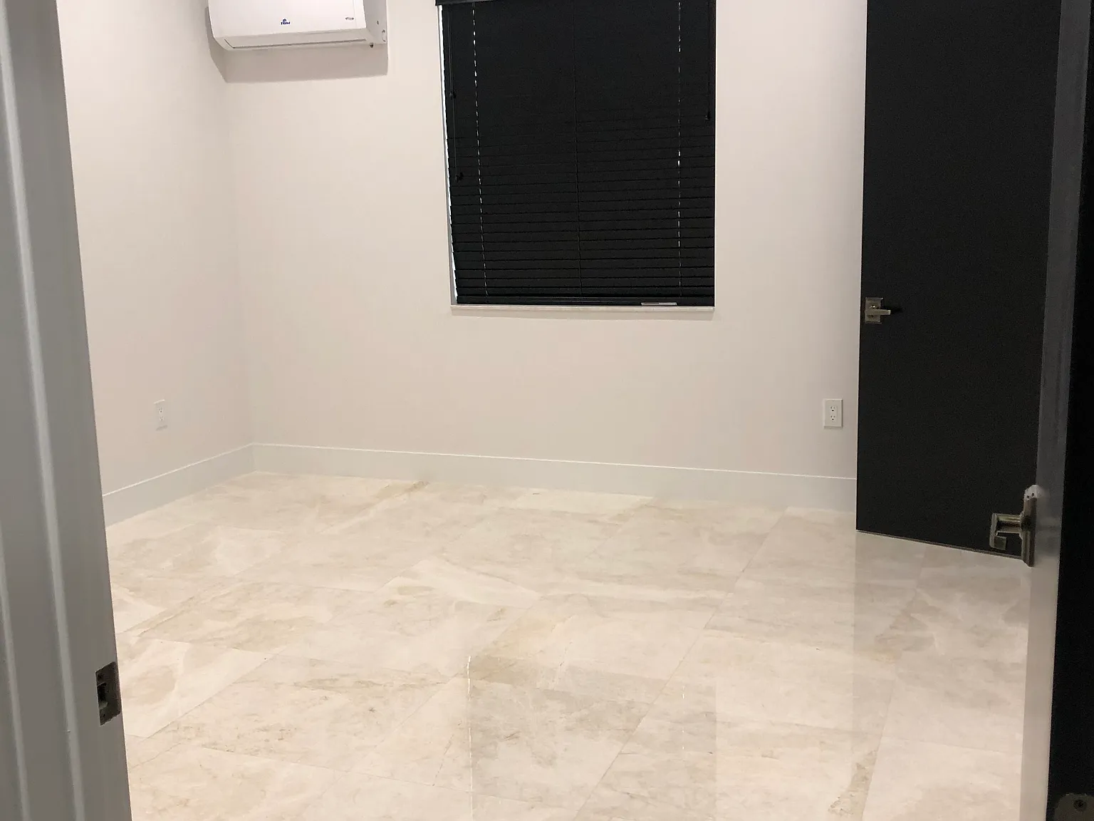 SW 37th Ct, Davie — Photo 4