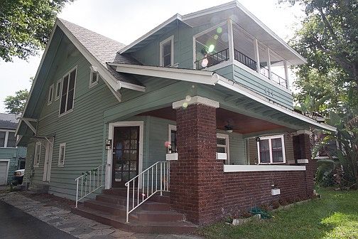 1st image of 454 4th Ave S
