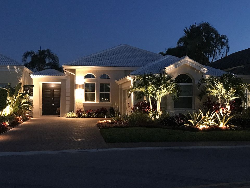 1st image of 104 Coral Cay Dr
