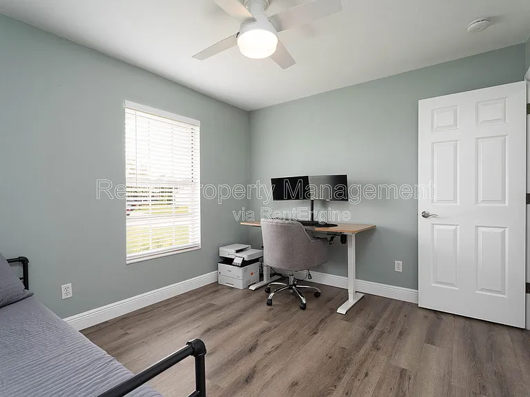 18266 Fuchsia Rd — Photo 20