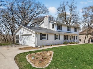 8225 Niagara Ln N, Maple Grove, MN 55311