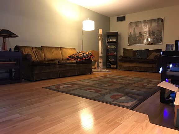 5th image of 9802 S Karlov Ave Unit 2