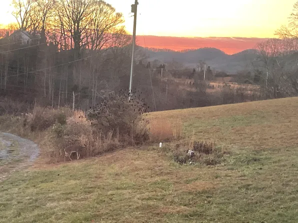 2549 Weaver Pike, Bristol, TN 37620