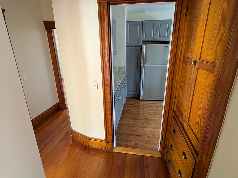 47 Springfield St #2F — Photo 6