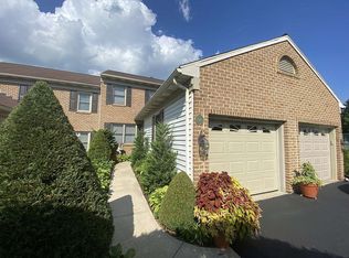 6483 Lincoln Ct, East Petersburg, PA 17520