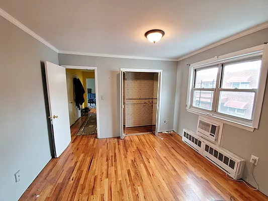 Rented by Astoria Realty | media 6