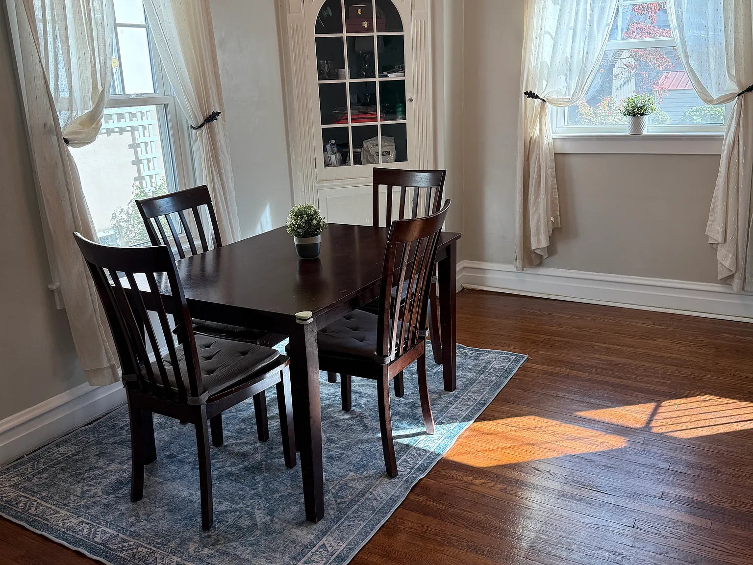 41 Spencer Ave — Photo 4