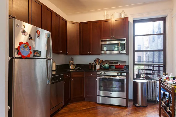 Rented by Berman Realty | media 16