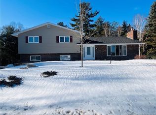 25 Howe Ct, Miramichi, NB E1V 5P4