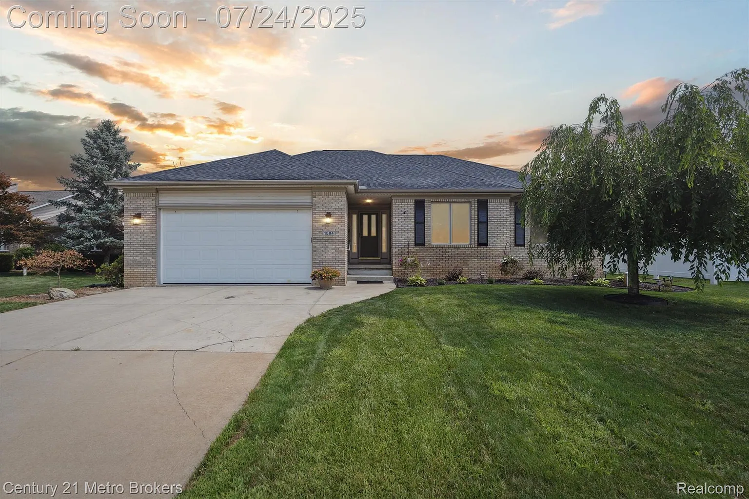 1504 Eden Gardens Dr photo 1