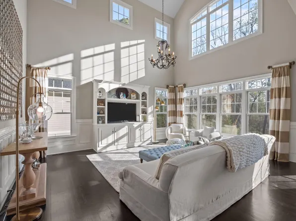 564 Mountain Laurel, Chapel Hill, NC 27517