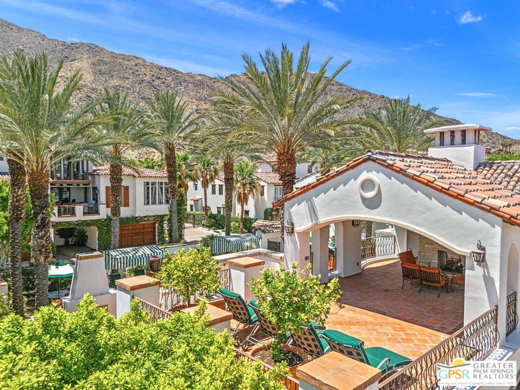 Apartment in Palm Springs, Riverside - View 5