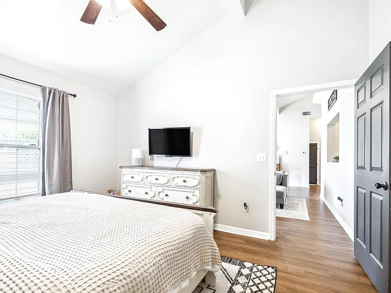 227 Madalyn Ct — Photo 16