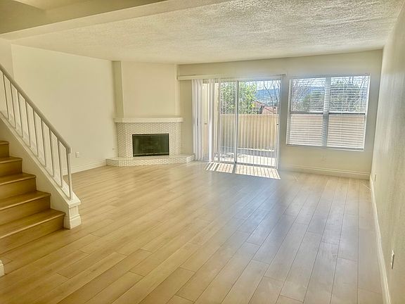4th image of 2731 Erringer Rd APT 45