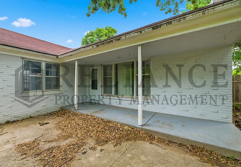 1458 N Old Manor Rd — Photo 7