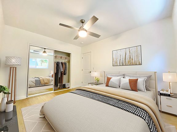 3rd image of 3960 Inglewood Blvd #2