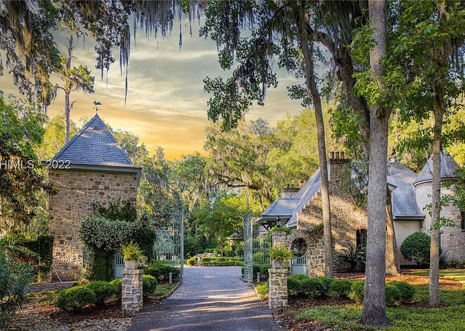 28 Seven Oaks Dr, Bluffton, SC 29910 MLS 422276 Zillow