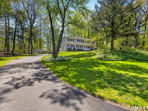 482 Luba Drive, Orange, CT 06477