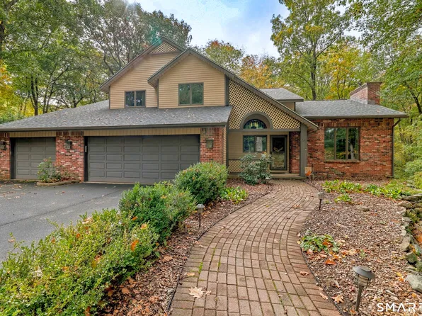 37 Daniel Trace, Burlington, CT 06013