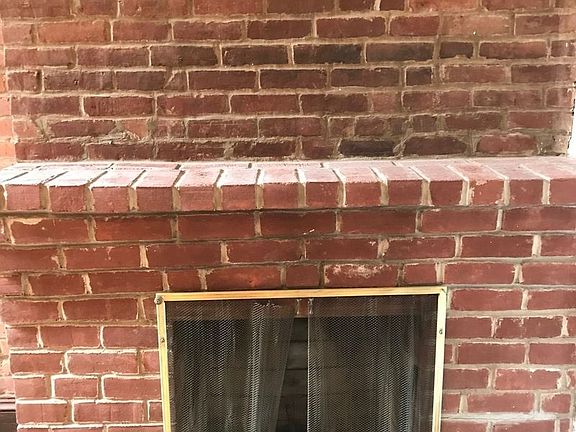 4th image of 273 Henry St APT 5