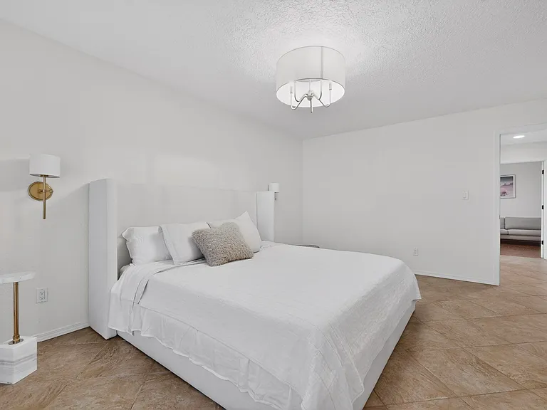 9735 Village Green Dr NE — Photo 22