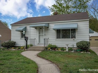 3340 Hillcroft Ave SW, Wyoming, MI, 49548
