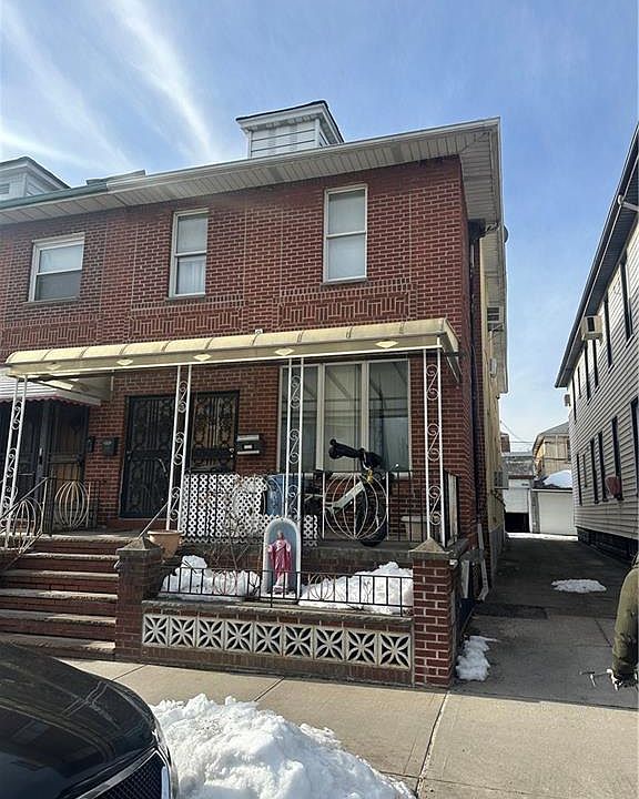 1st image of 2116 70th St