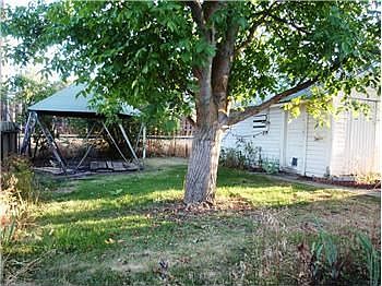 5th image of 2414 E Rockwell Ave