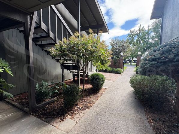601 Village Way APT 62