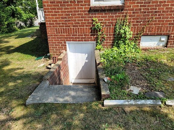 4th image of 1036 Delrose Dr