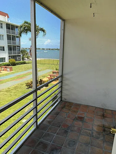 4500 N Flagler Dr Photo 1